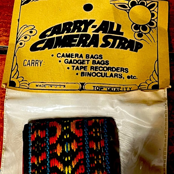Carry-All Camera Strap - Picture 6 of 7